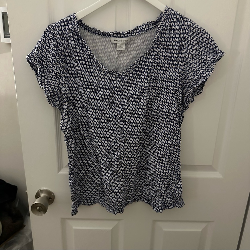 Blue and White Patterned Tshirt